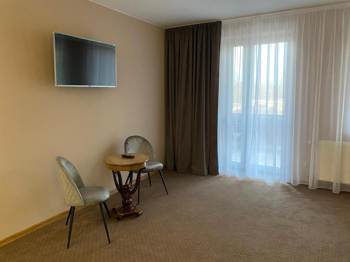 Hotel Baltazar Pułtusk Bagian luar foto